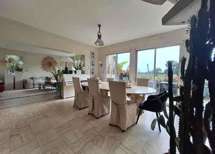 Woodland's House Privatunterkunft *