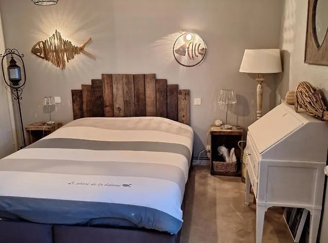 Проживание в семье Woodland's House